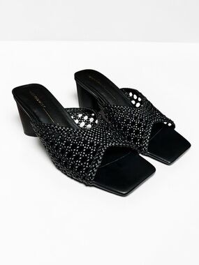 🌻NEW w/box Anthro Intentionally Blank Cassandra Black Block Heel Sandals Size 9